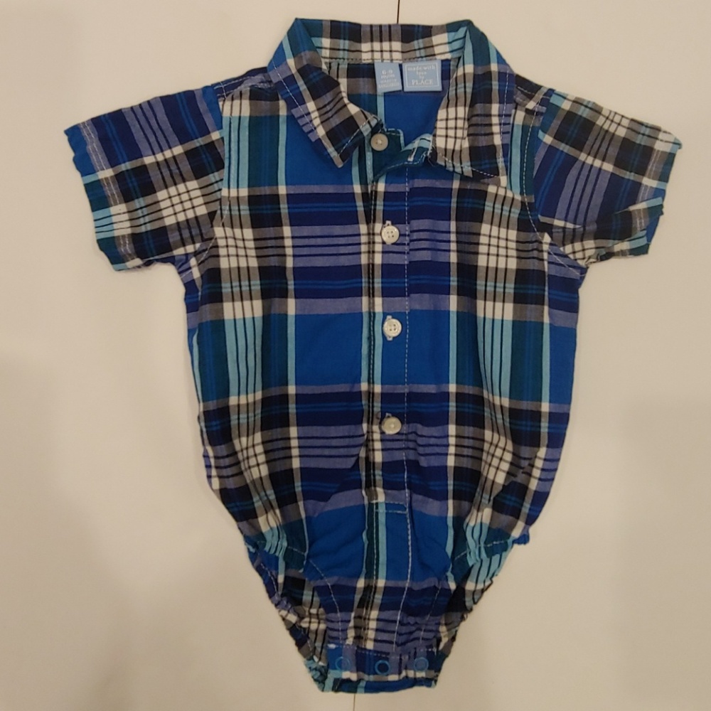 💥3 for $15💥Button down onesie 6-9 m NWOT